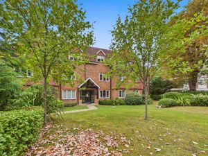 Front aspect- click for photo gallery